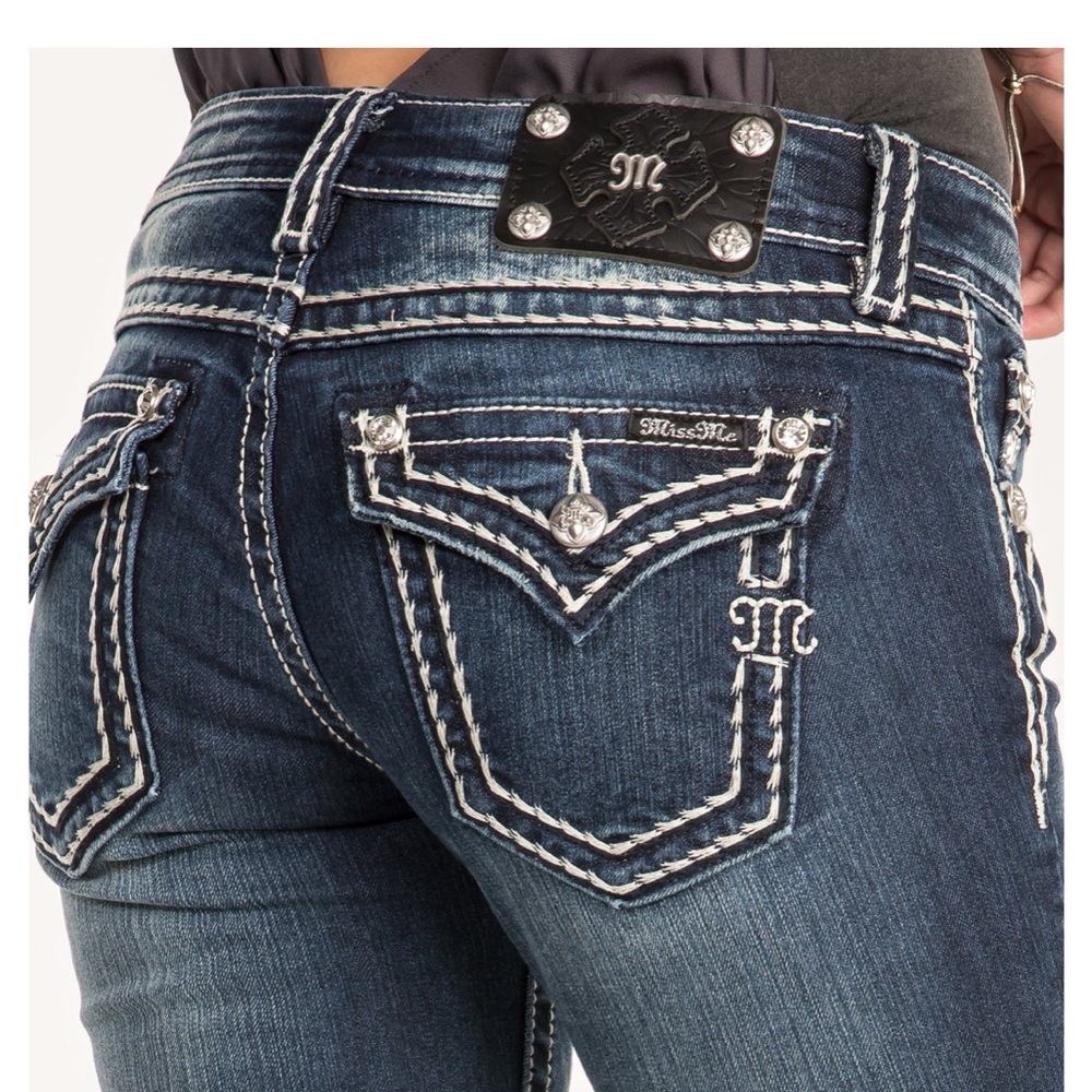 Miss Me Loose Saddle Stitch Border ankle length Skinny Jean
